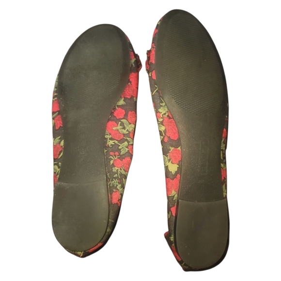 Steve Madden luxe black red roses Floral satin Ballet Flats 9 - Picture 2 of 6